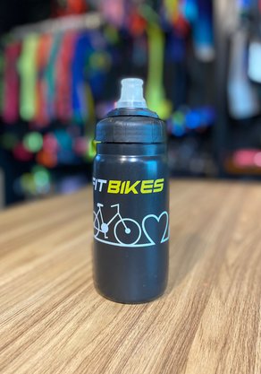 Garrafa De Ciclismo Fit Bike Bico Inteligente Preta 560Ml