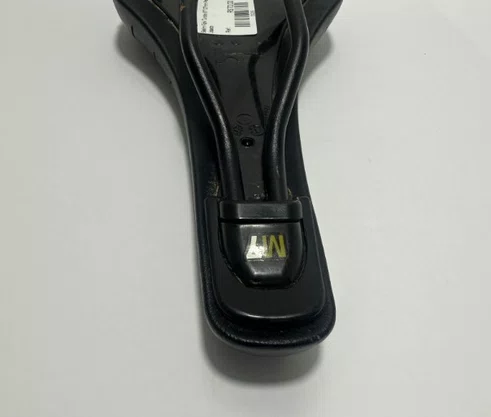 Selim Fizik Tundra M7 127Mm Preto - Usado