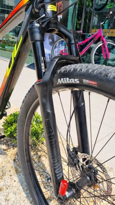 Bicicleta Vesuvio Carbono Seminova Shimano Deore 1X12