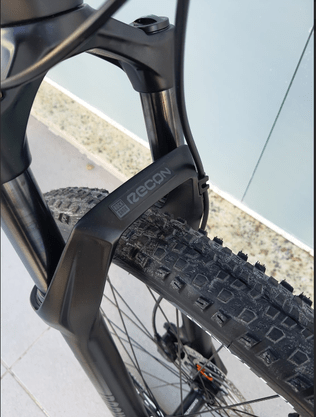 Bicicleta Kode Rocks Carbono 12V Shimano Deore