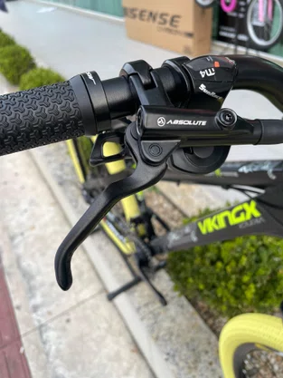Bicicleta Freeride Vikingx Tuff-30 Aro 26 21V Freios Hds