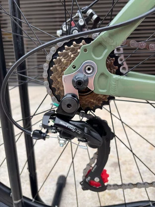Bicicleta Veloforce Aro 29 Câmbios Shimano 21V Freio A Disco