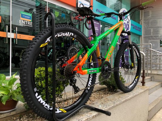 Bicicleta Freeride Aluminio Vikingx Tuff H-35 21V