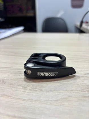 Abraçadeira De Quadro Em Alumínio Controltech Blocagem 31.8Mm