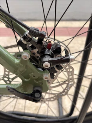 Bicicleta Veloforce Aro 29 Câmbios Shimano 21V Freio A Disco
