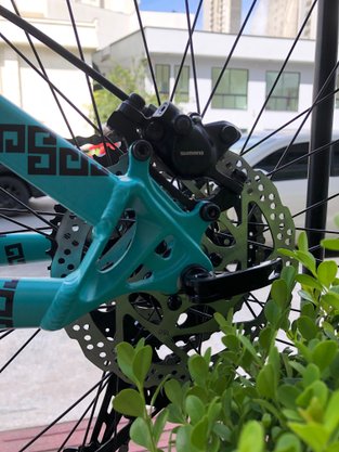 Bicicleta Freeride Vikingx Tuff-30 Aro 26 Shimano Essa 8V