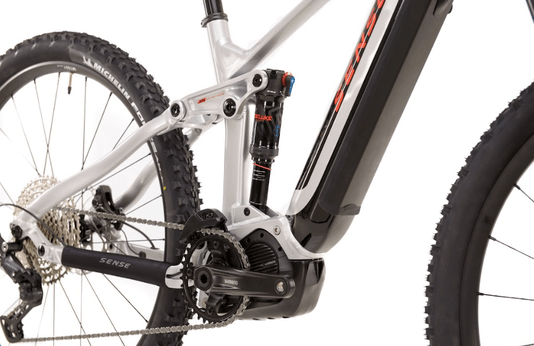 Bicicleta Aro 29 Sense Eletrica Impulse E-Trail Comp Shimano Deore Freios Hidraulicos