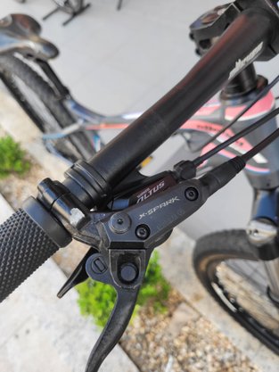 Bicileta Elleven Aro 29 27V Freios Hidráulicos Semi-Nova