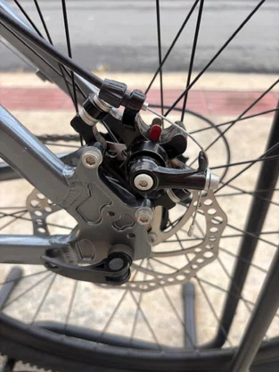 Bicicleta Veloforce Aro 29 Câmbios Shimano 21V Freio A Disco