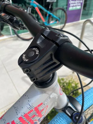 Bicicleta Freeride Alumínio Aro 26 Vikingx Tuff -25