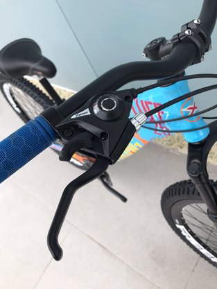 Bicicleta Freeride Alumínio Vikingx Tuff 25 Aro 26 Shimano 21V