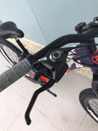 Bicicleta Freeride Alumínio Vikingx Tuff 30 Aro 26 Shimano 21V
