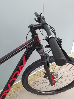 Bicicleta Dvorak One Alumínio Aro 29 Freios À Disco Hidráulicos 18V
