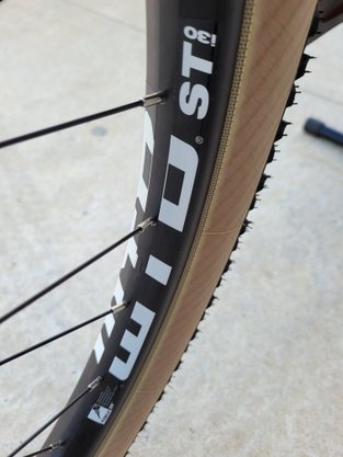 Bicicleta Tsw Evo Quest Carbono Shimano Deore 12V Freios À Disco Hidráulicos