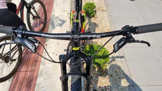 Bicicleta Vesuvio Carbono Seminova Shimano Deore 1X12
