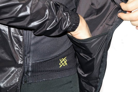 Jaqueta Corta Vento All Black Hupi