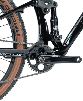 Bicicleta Sense Invictus Evo 2025