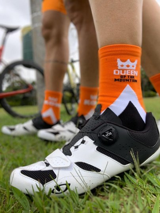 Meia De Ciclismo Hupi Queen Of Mountain (Qom) Para Pés Menores