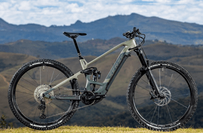 Bicicleta Semi Nova Aro 29 Sense Carbon Eletrica Exalt E-Trail Comp Shimano Deore Freios Shimano Hidraulicos