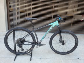 Bicicleta Groove Ska 70 Aro 29 Freios À Disco Hid 12V